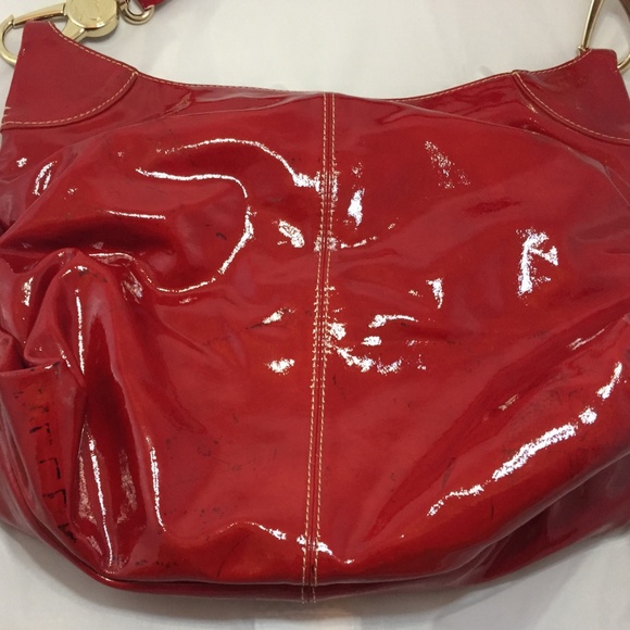 Red and black vinyl dooney and bourke purse - Picture 2 of 8